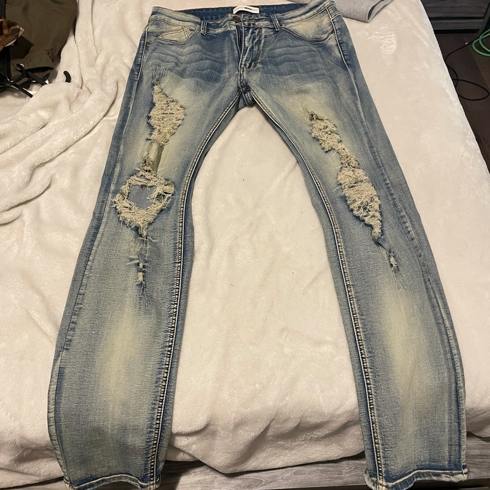 Fashion Nova Men Ripped Denim Jeans